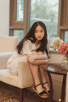 短篇超级YIN荡银行女职员未删减版